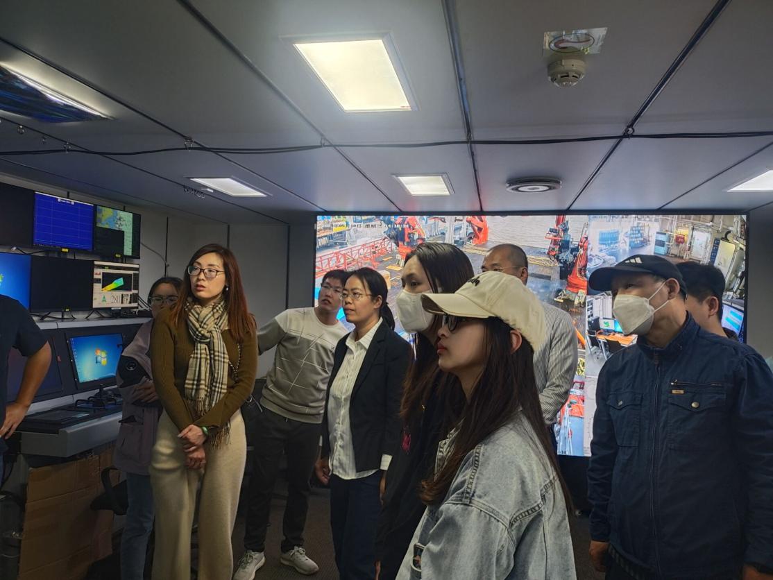 鼎盛娱乐