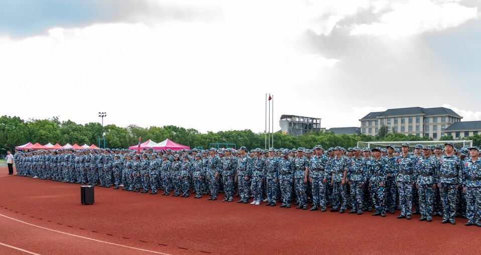 690620a7f142b2b17b0f23521c06b646.jpg 鼎盛娱乐