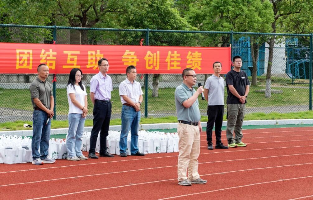 33cd41d9e273e854444bc7ec0adc1d14.jpg 鼎盛娱乐